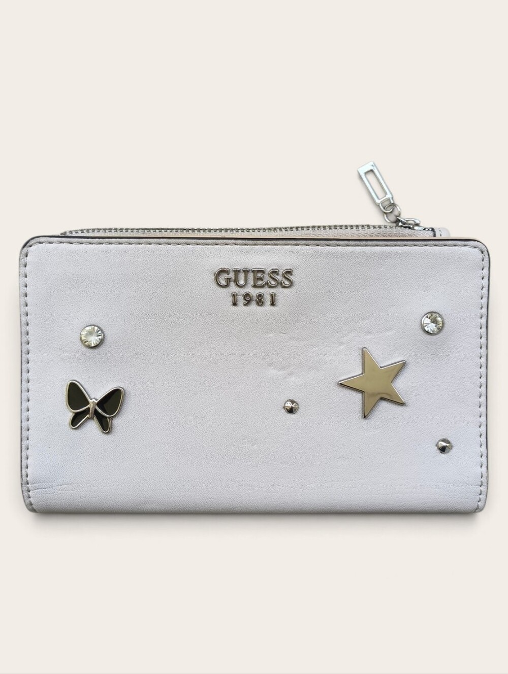 GUESS Women’s Beige Bifold Wallet Zip Coin Purse Card Holder Rhinestone